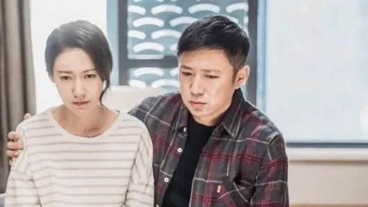 电视剧《都挺好》中苏明哲的老婆叫什么？扮演者是谁？