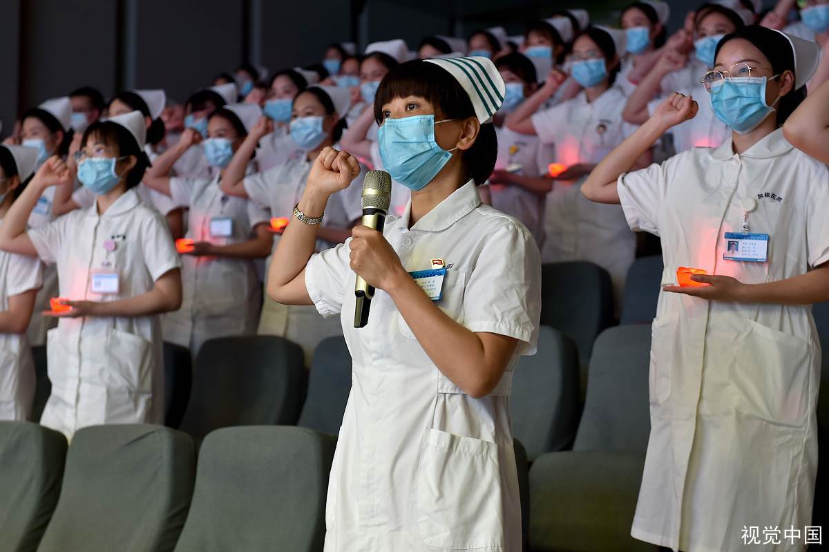 深圳护士防疫值班猝死留下自闭症孩子，孩子有人照顾抚养吗？