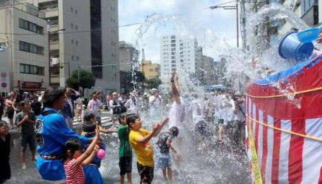 网友抵制、多地取消！“夏日祭”为何惹众怒？