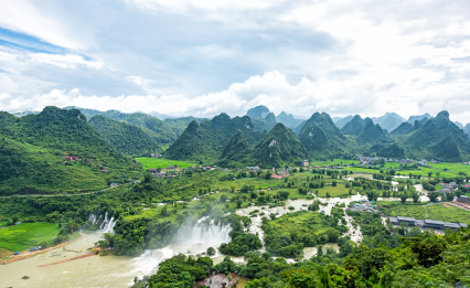 锦绣河山什来自么意思